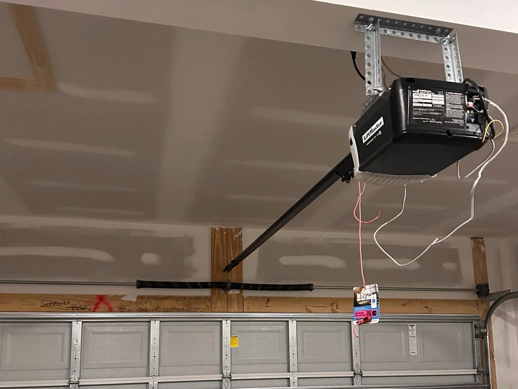 Professional Home Garage Door Repair Services Professional Home Garage Door Repair Services